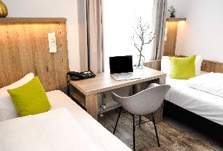 Golden Leaf Hotel Perlach Allee Hof fotoÄŸrafÄ±