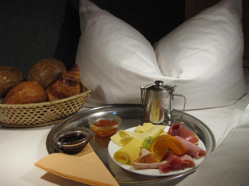 Hotel Am Hermannplatz - Restoran