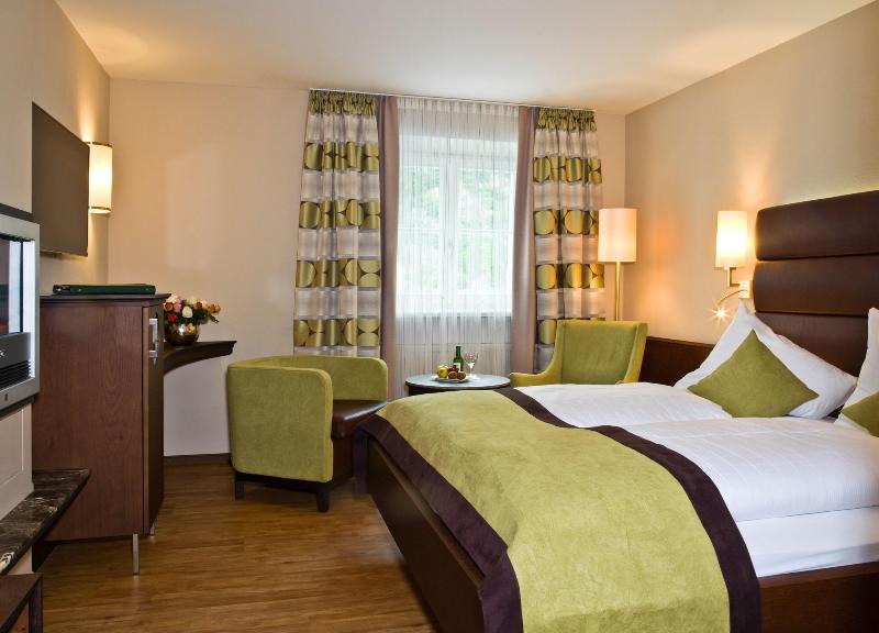 Hotel Konig - Oda