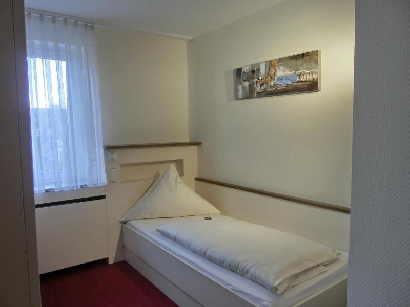 Central Hotel Garni - Oda