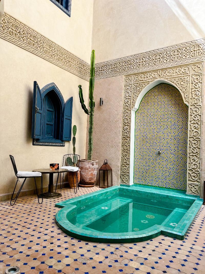 Riad Jonan - Genel