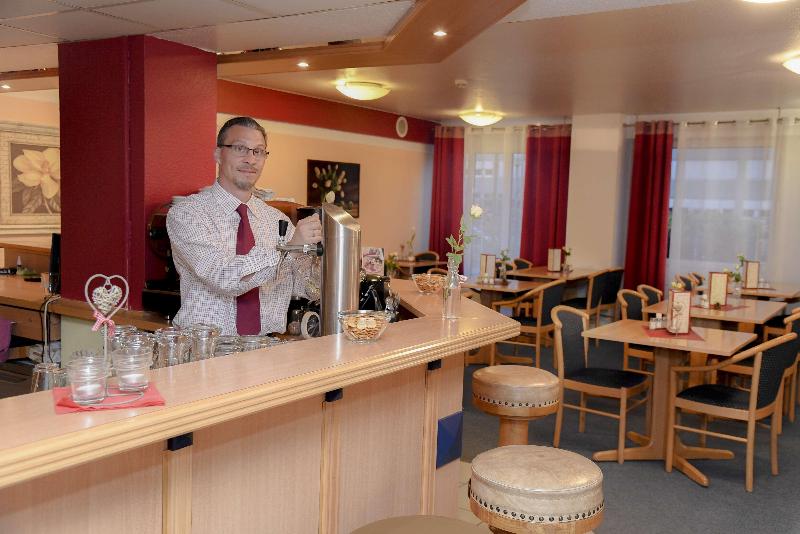 BEST WESTERN Comfort Business Hotel - Bar