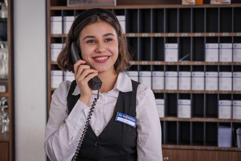 BEST WESTERN Comfort Business Hotel - Lobi