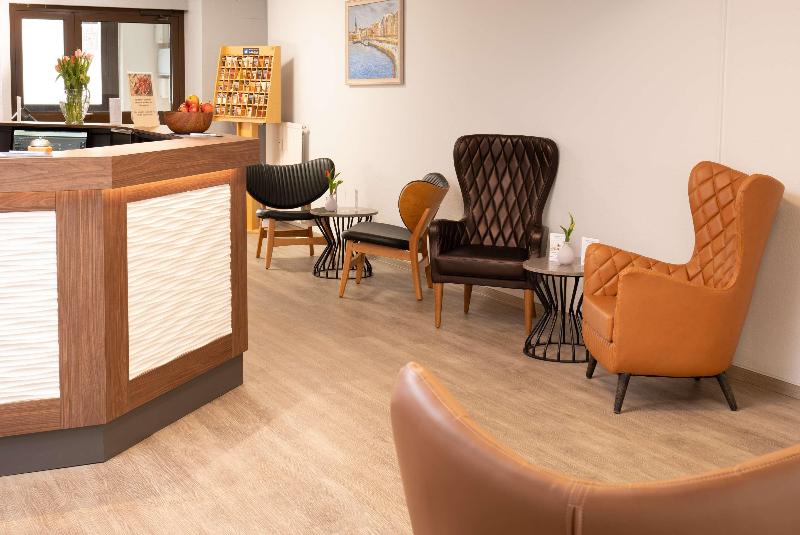 BEST WESTERN Comfort Business Hotel - Lobi