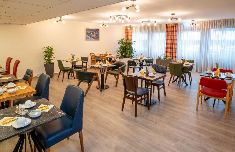 BEST WESTERN Comfort Business Hotel - Restoran