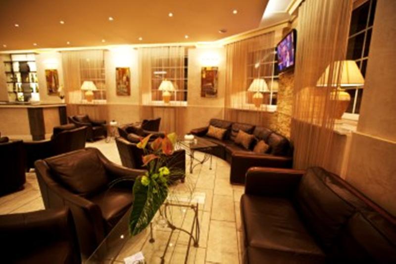 Atomis Hotel Dusseldorf City - Genel