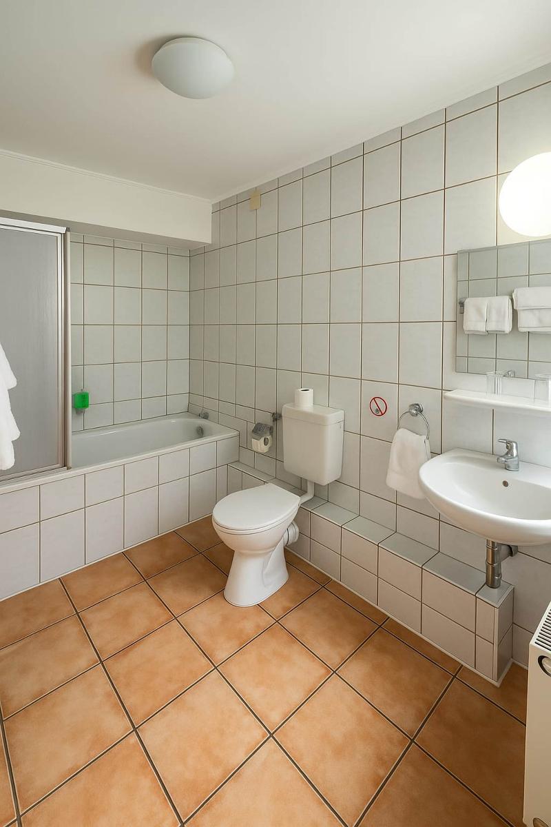 Atomis Hotel Dusseldorf City - Oda