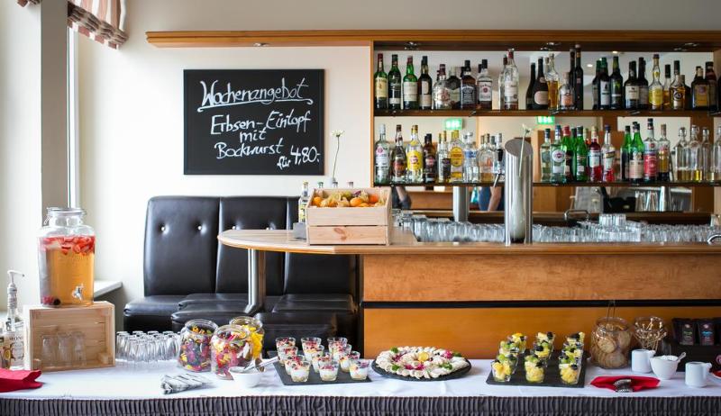 Hotel Am Rhein - Lobi