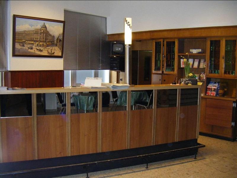 Central Hotel Tegel - Lobi