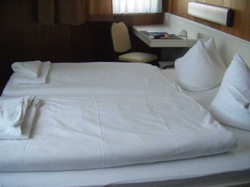 Central Hotel Tegel fotoÄŸrafÄ±