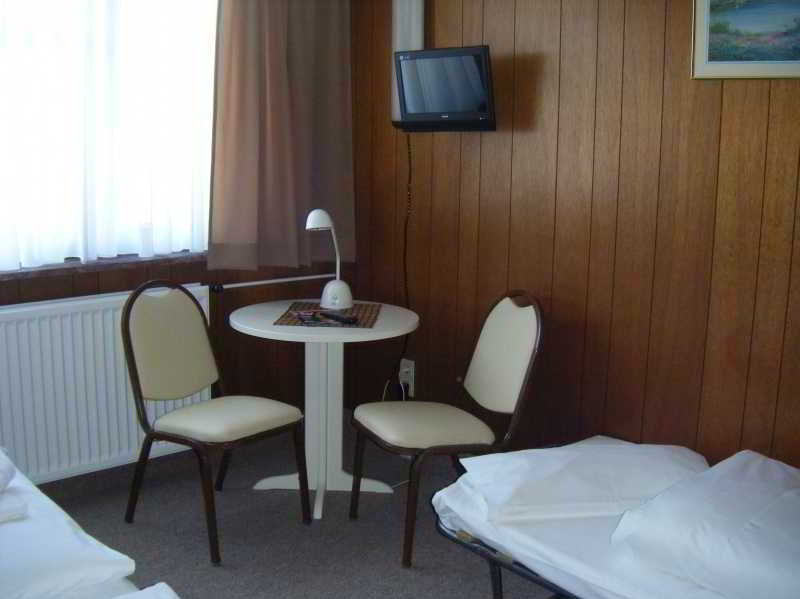 Central Hotel Tegel fotoÄŸrafÄ±