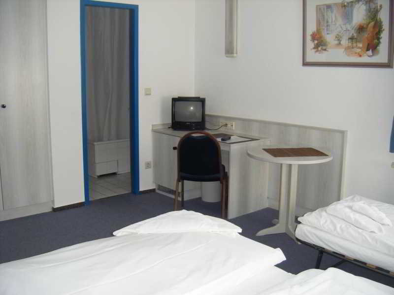 Central Hotel Tegel fotoÄŸrafÄ±