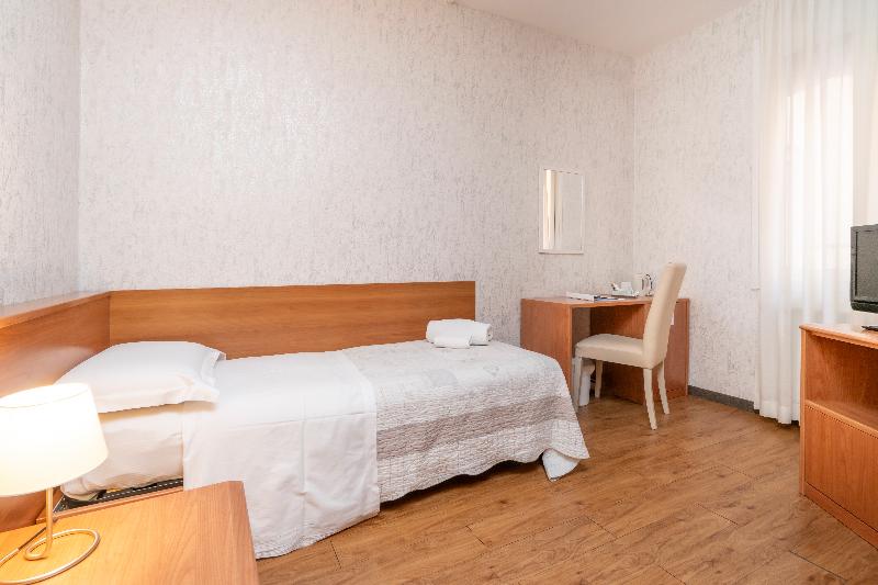 Hotel Donatello - Oda