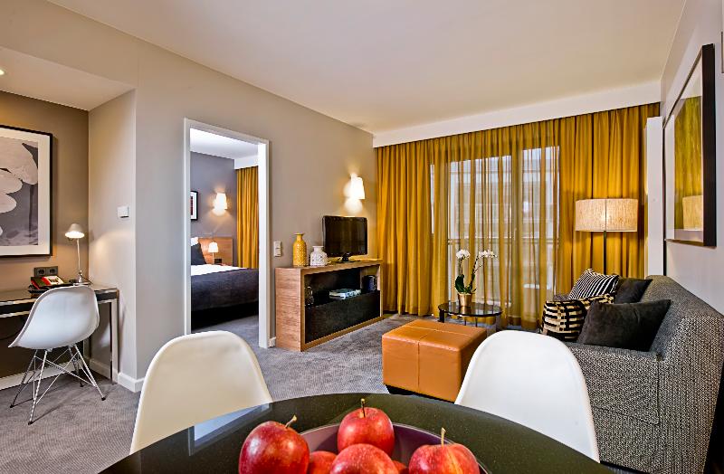 Adina Apartment Hotel Hamburg Michel - Oda