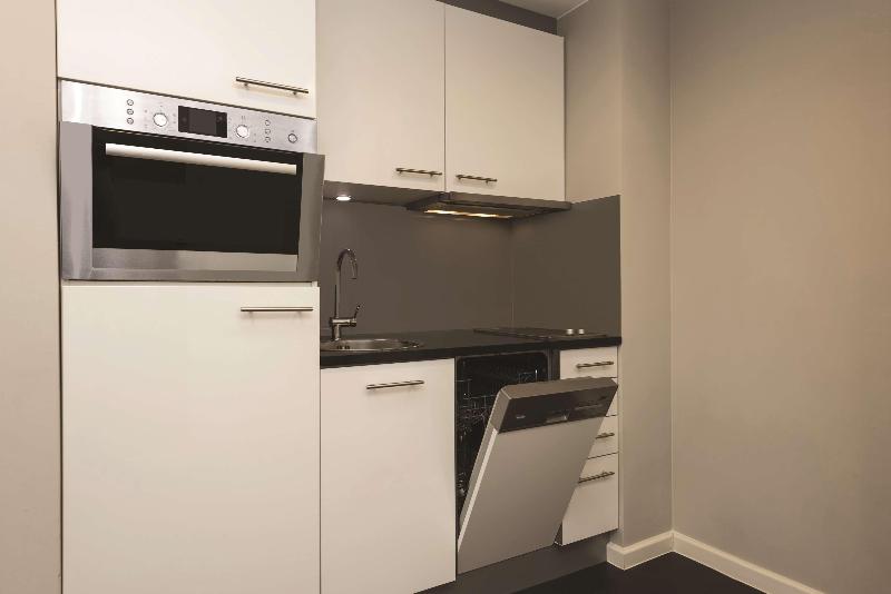 Adina Apartment Hotel Hamburg Michel - Oda