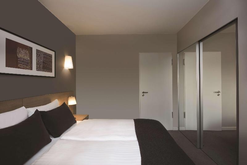 Adina Apartment Hotel Hamburg Michel - Oda