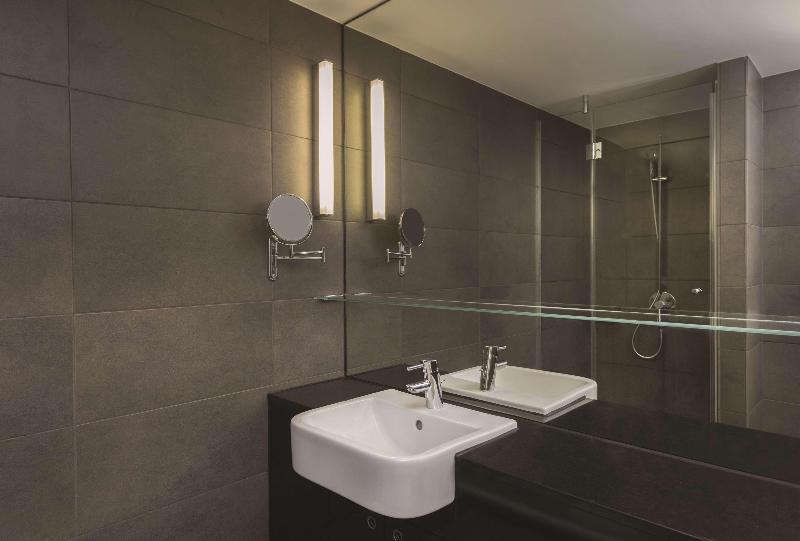 Adina Apartment Hotel Hamburg Michel - Oda