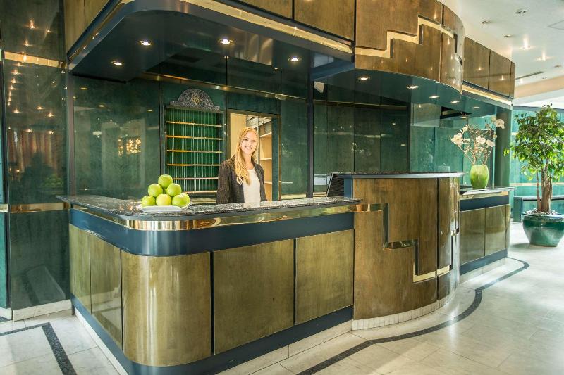 Das Carls Hotel Düsseldorf - Lobi