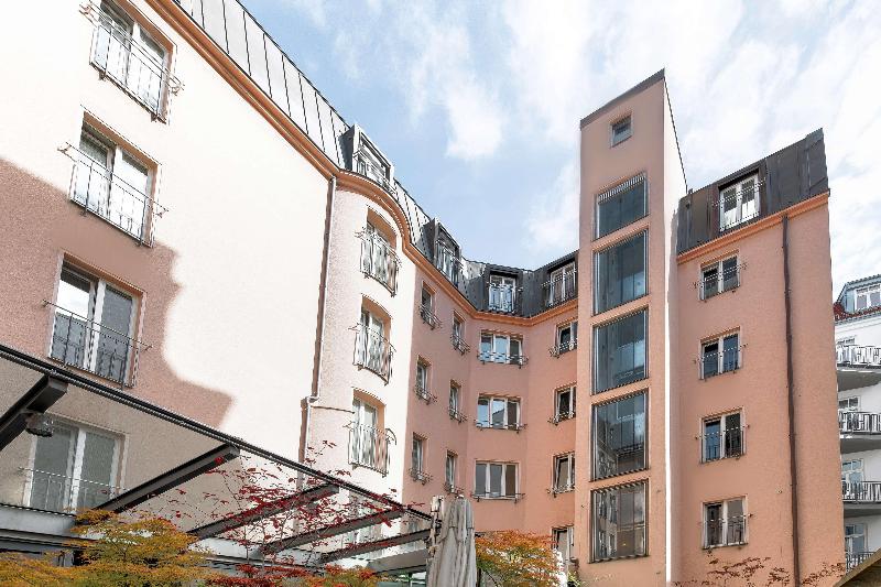 Hotel Bleibtreu Berlin by Golden Tulip - Genel