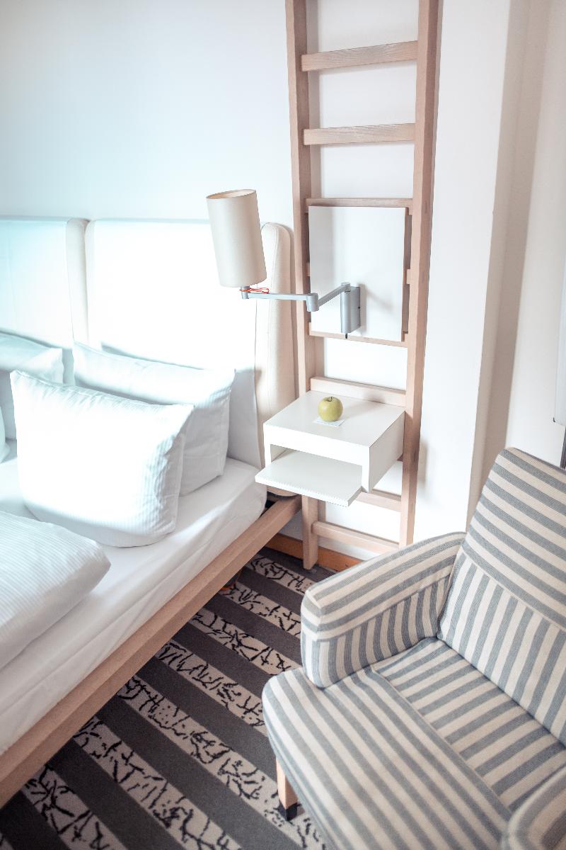 Hotel Bleibtreu Berlin by Golden Tulip - Oda