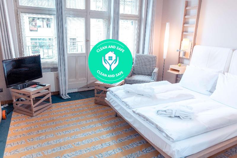 Hotel Bleibtreu Berlin by Golden Tulip - Oda