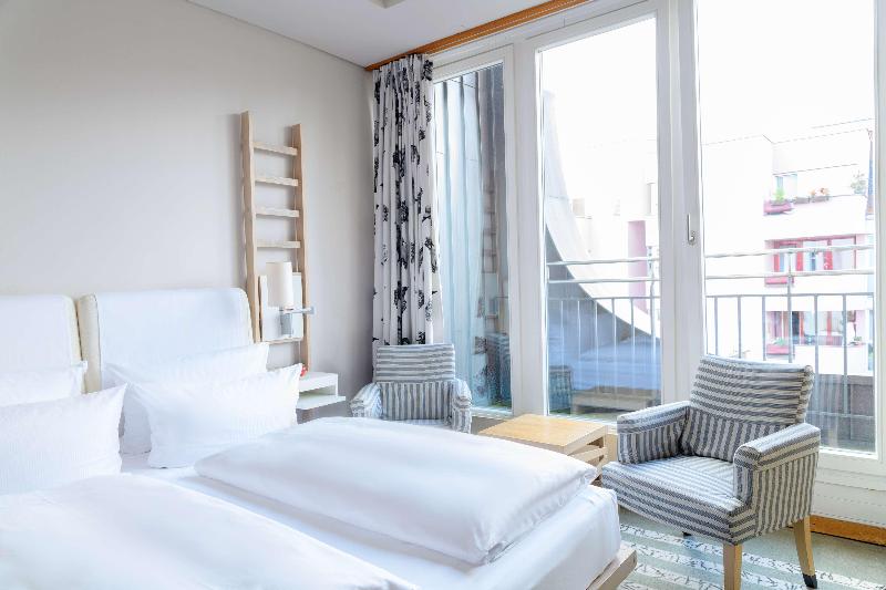 Hotel Bleibtreu Berlin by Golden Tulip - Oda