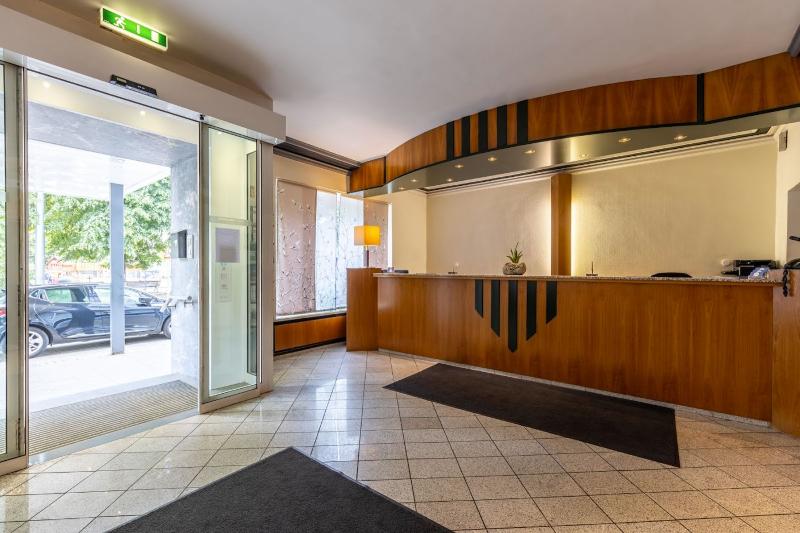 Trip Inn Hotel Esplanade - Lobi