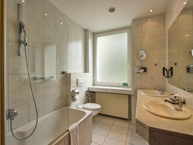 Trip Inn Hotel Esplanade - Oda