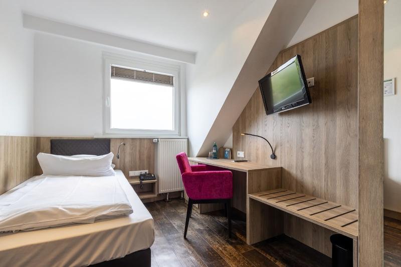 Trip Inn Hotel Esplanade - Oda