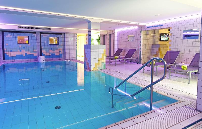 Hotel Am Triller - Havuz