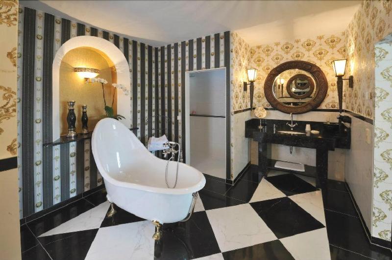 Landhaus Hotel Romantik - Oda