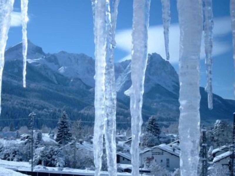 Hotel Roter Hahn garni - Oda