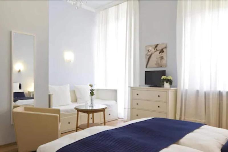 Buchholz Downtown Hotel - Oda