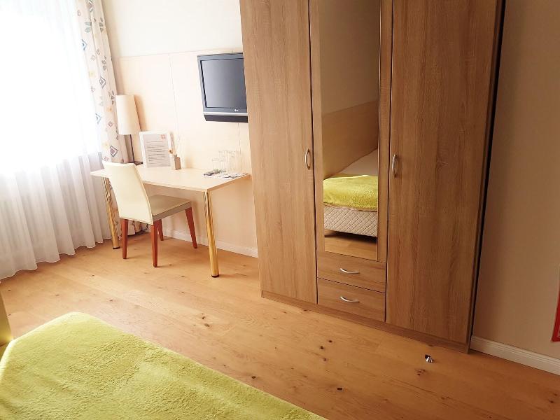 Maxhotel - Oda