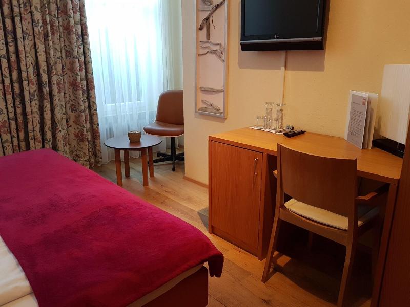 Maxhotel - Oda