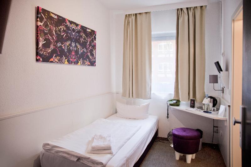 Hotel Les Nations - Oda