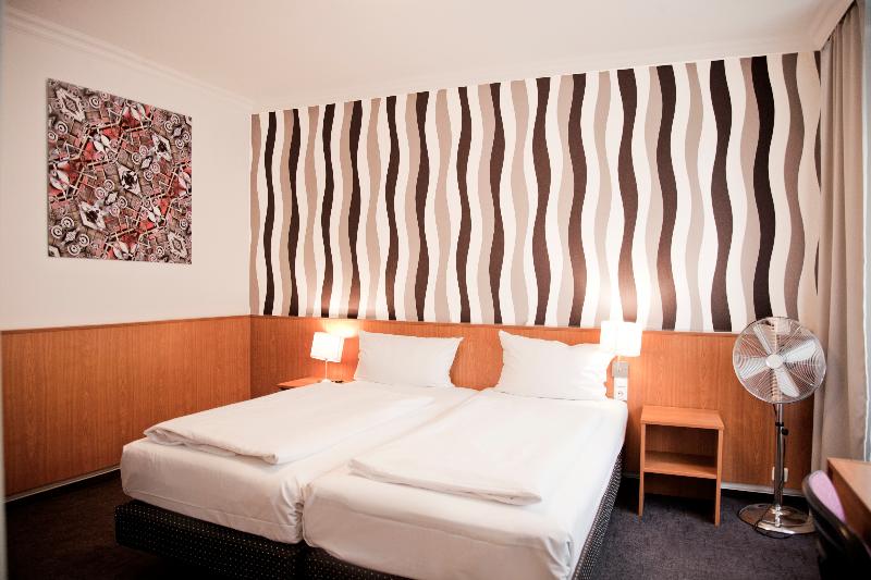 Hotel Les Nations - Oda