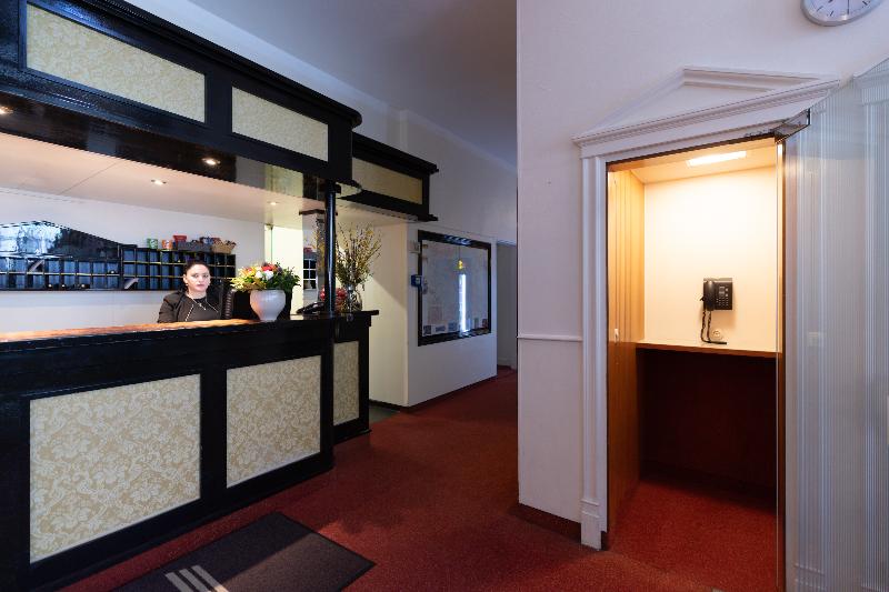 Hotel Bremer Haus - Lobi
