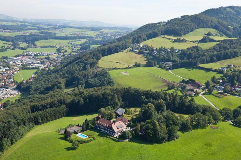 Hotel Schöne Aussicht - Genel