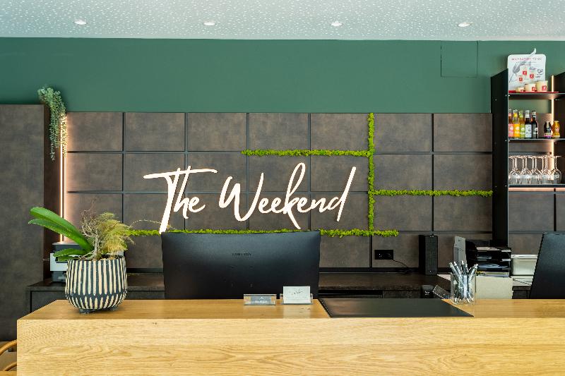 The Weekend Hotel - Lobi