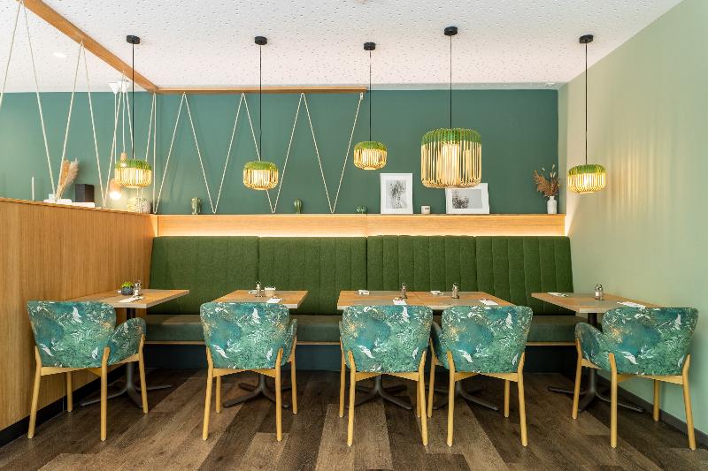 The Weekend Hotel - Restoran