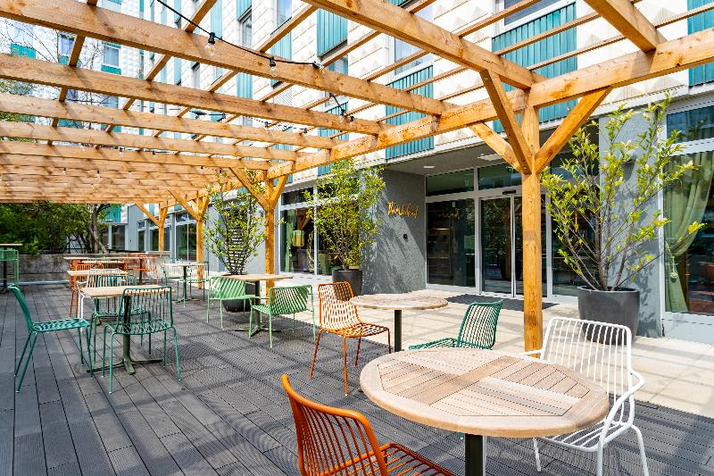 The Weekend Hotel - Teras