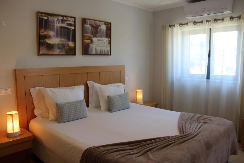 Vicentina Hotel - Oda