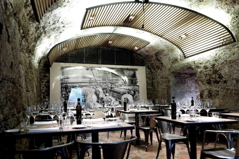 Arthotel Blaue Gans - Restoran