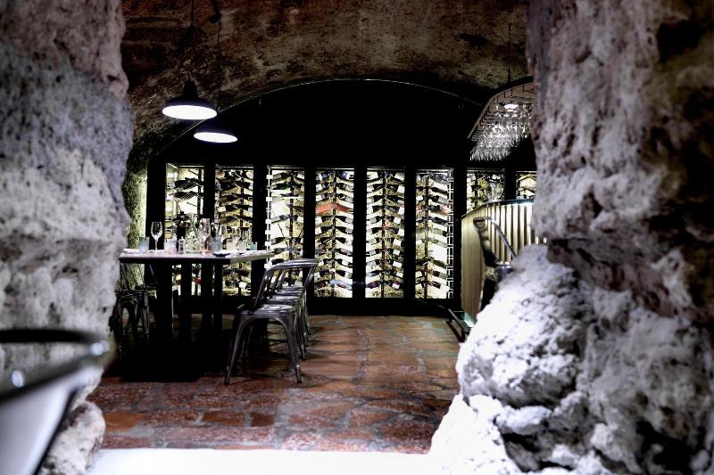 Arthotel Blaue Gans - Restoran