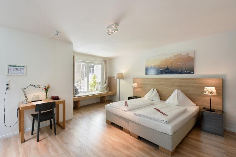 Hotel Krone 1512 - Oda