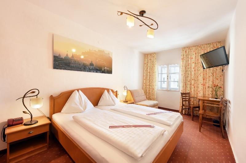 Hotel Krone 1512 - Oda