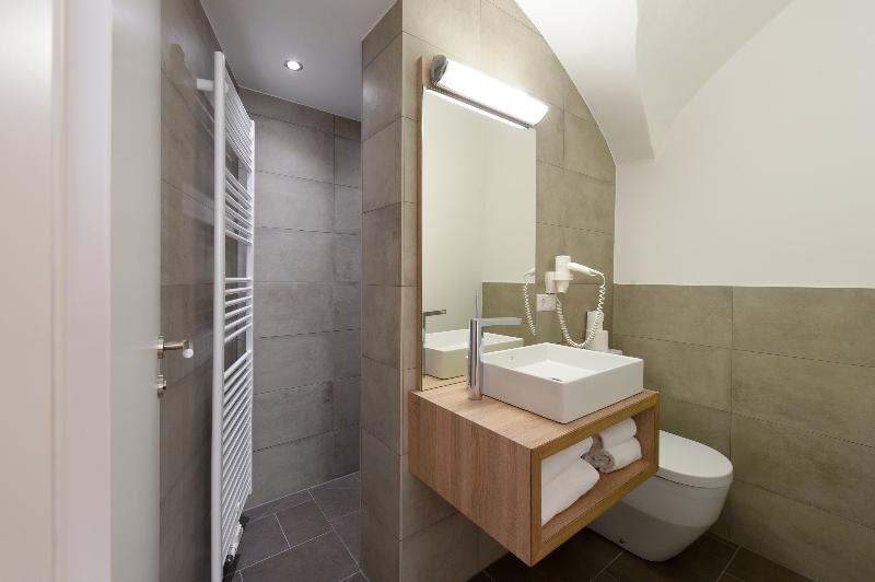 Hotel Krone 1512 - Oda