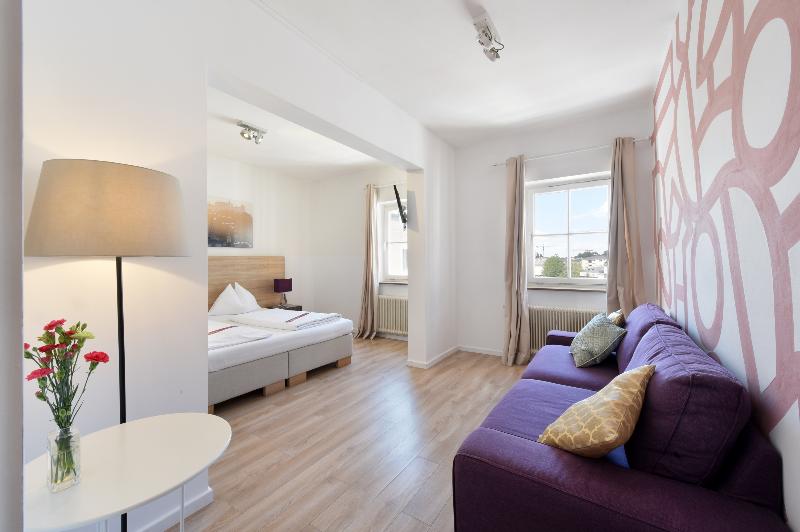 Hotel Krone 1512 - Oda
