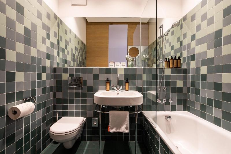 Hollmann  Design & Boutique - Oda